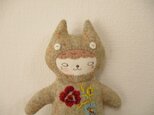 花刺繍の猫ペンケース　P２３の画像