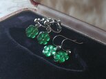 ヴィンテージ　Peridot-Flower／Silver　Silver925ピアス またはイヤリングの画像