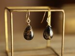 コッパーオブシディアン＜ペアシェイプ＞のピアス（14KGF）