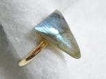 （１点もの）ラブラドライトのリング（フリーサイズ）