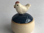 陶のハコ・手のり小鳥「にわとり」の画像