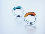 Trapèze shaped Colored Ringの画像