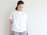 Crab tops / whiteの画像