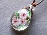 桜のとんぼ玉ガラスペンダントの画像