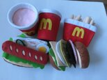 フェルトおもちゃ　ハンバーガーセットの画像