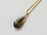 水晶螺鈿ペンダント　smokeyの画像