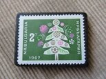 ブルガリア　クリスマス切手ブローチ 6496の画像
