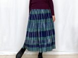 手織り綿絣ロングスカート、ネイビーチェック柄、オールシーズンの画像