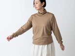 【再入荷】ウォッシャブルウールタートルネック / ベージュ / HANDROOM WOMEN'Sの画像