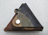 【ご予約品・カモフラ】ちょっと突き出た三角コインケース（イニシャル刻印サービス）new！の画像