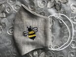 lucky bee刺繍のリネン立体マスク（送料無料）の画像
