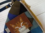 茶トラ猫の三角エコバッグポーチー紺〈エコバッグ付〉の画像