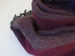 手織りカシミアマフラー・・ボルドーのワンストライプの画像