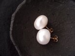 【K14gf】Baroque Pearl Earrings／White・大粒バロックパール スタッドピアス