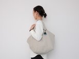 Caramel bag /  whitegrayの画像