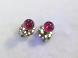 (1点もの)ルビーのスタッドピアス(4mm・チタンポスト)の画像