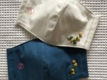 刺繍入り立体マスク☆ミモザの画像