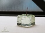 塊ガラスのお香立て　角　若菜色の画像