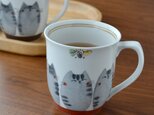 ともだち染ねこ　マグカップ(赤)の画像