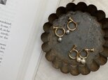 【最終SALE】Drop pearls earrings　フープイヤリングの画像