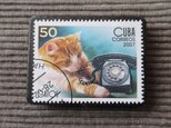 アップサイクル　猫切手ブローチ 7169の画像
