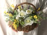 Flower basket　Artificial flower　の画像