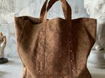 vintage damask cloth  bag (brown)の画像