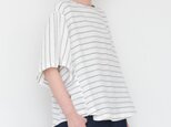 TeeT tops / border white