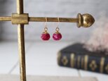 【K18】ルビーの一粒ピアス(オニオンカット)＊7月誕生石の画像