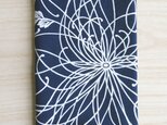 天然藍の型染め手拭い　糸菊の画像