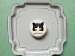 猫ねこブローチ19（白黒はちわれ猫）　せきそ粘土の画像