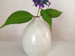一輪挿し(パールホワイト)の画像