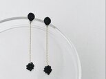 DOT （seed）chain ピアス＆イヤリング／blackの画像