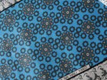 カンガ｜セルリアンブルー × グレイ / アフリカ布 / アフリカンプリントの画像
