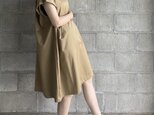 one-piece(beige)の画像