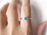 小さな祈りのリング ネオンブルーアパタイト