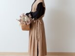カシュクールが大人ガーリーなサイドあきエプロンワンピースリネン/ベージュ