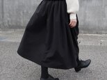 【オーダー商品】柔らかなウォーム感が魅力のギャザースカート｜黒 / ブラック / ビエラ起毛の画像