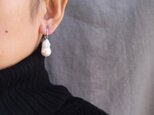送料無料【SV／silver】バロックパールフープイヤリング・fishtail ・baroque pearl