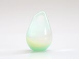 ガラスの雫のプチオブジェ 「Dreaming in the Rainbow」の画像