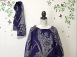 ☆sale! 茄子紺色にかきつばたの花　ラグラン袖ギャザーブラウス ＆ストール♪