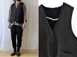 【受注制作】黒/天日干し40リネン×ウールボア 2枚仕立てベストの画像
