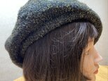 手編みベレー帽の画像