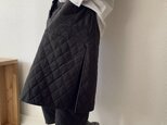 【1月中旬発送予定】キルティングスカートパンツ(チャコール)の画像