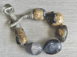 大地のかけら。ブルーカルセドニーのブレスレット