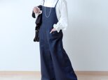 ゆるりと大人かわいいサロペットワイドパンツ-リネン/ネイビーシャンブレー