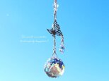 スワロフスキーオーロラ*蝶とシャンデリアボールのミニサンキャッチャーの画像