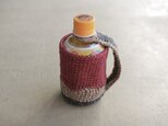 ニット編みの280mlペットボトルホルダー　ストラップ付き