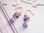 タンザナイトのトワイライトピアス