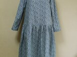 【ラスト１】リバティプリント ケイティー・アンド・ミリー ラウンドネック８～９分丈袖スカートギャザー入ワンピ 両脇ポケット付